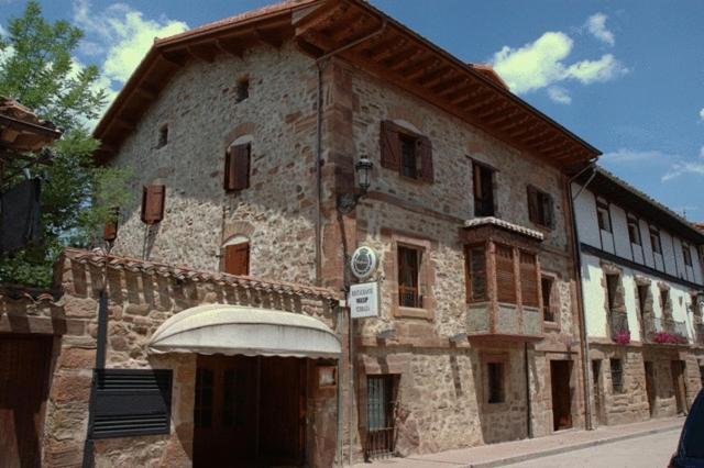 Hostal Casa Masip Ezcaray Exteriör bild