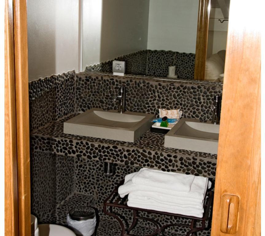 Hostal Casa Masip Ezcaray Exteriör bild