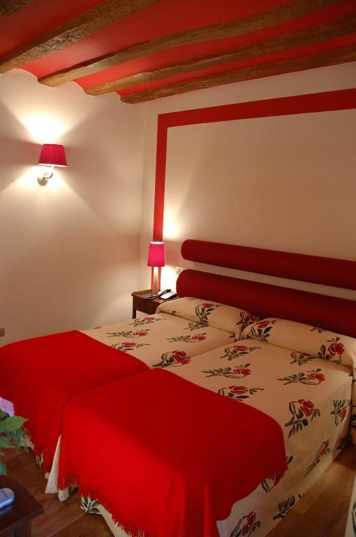 Hostal Casa Masip Ezcaray Exteriör bild